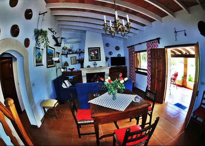 Villa Lovely 10 Minutes Walk To Center Square Pollenca